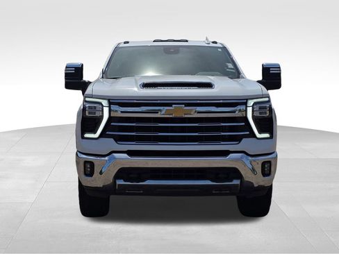 Certified 2025 Chevrolet Silverado 2500 LTZ AWD/4WD image 4
