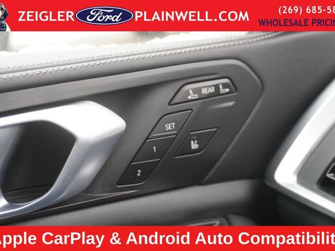 Used 2024 BMW X7 xDrive40i w/ M Sport Package image 28