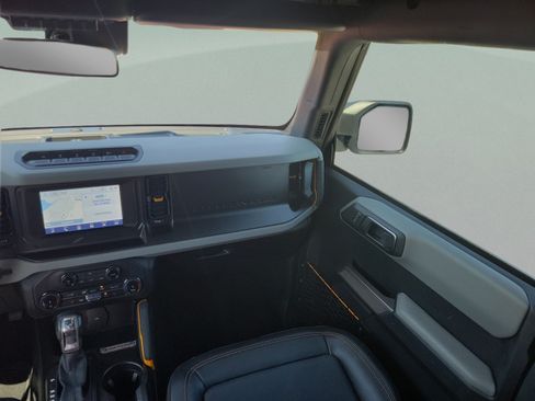 Used 2022 Ford Bronco Badlands AWD/4WD image 7