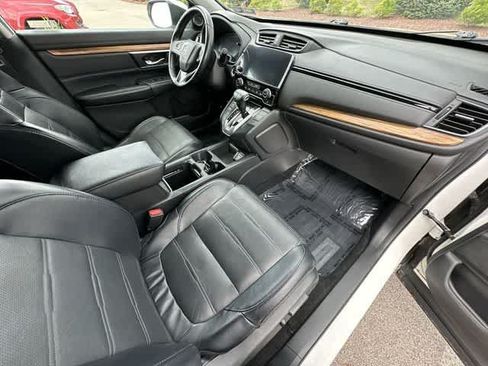 Used 2018 Honda CR-V Touring image 22