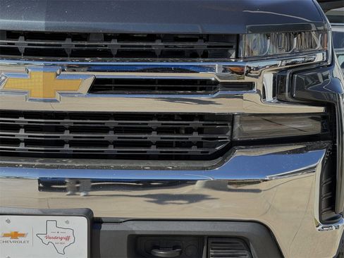 Used 2019 Chevrolet Silverado 1500 LT w/ Texas Edition image 7