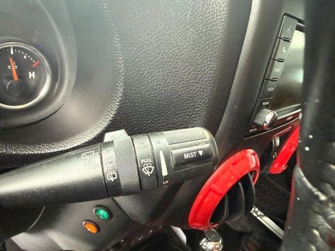 Used 2015 Jeep Wrangler Unlimited Sahara w/ Dual Top Group image 19