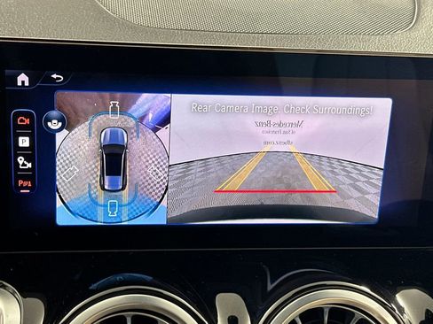 Certified 2025 Mercedes-Benz EQB 250+ image 25