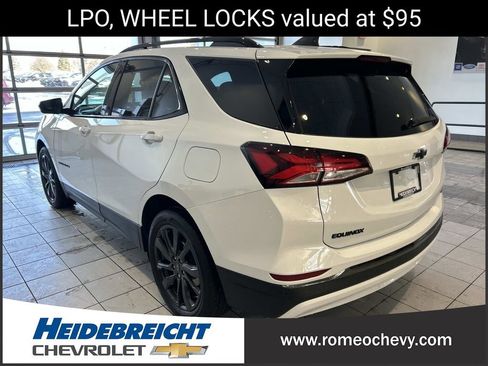 Certified 2022 Chevrolet Equinox RS w/ LPO, Floor Liner Package image 4