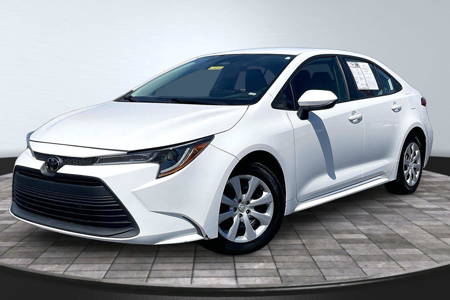 Used 2024 Toyota Corolla LE FWD image 13
