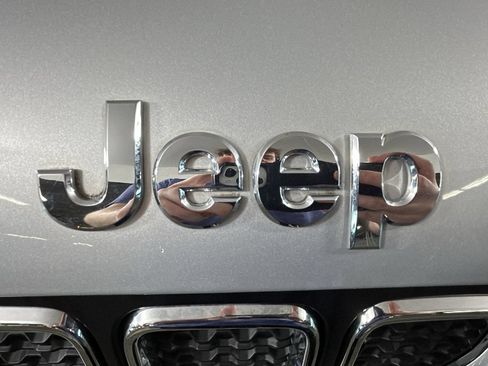 Used 2021 Jeep Renegade Sport AWD/4WD image 10