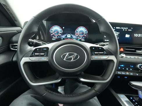Used 2023 Hyundai Elantra SEL w/ Convenience Package FWD image 35