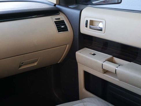 Used 2014 Ford Flex SEL w/ Class III Trailer Tow Package image 18