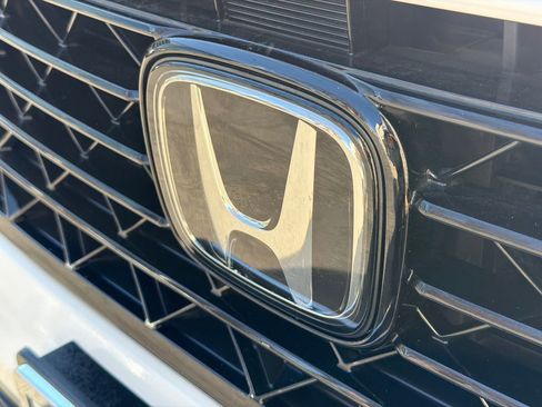 Used 2023 Honda Accord EX-L image 10