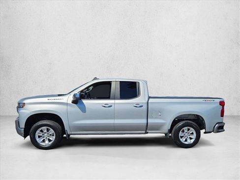 Used 2020 Chevrolet Silverado 1500 LT w/ Trailering Package AWD/4WD image 9