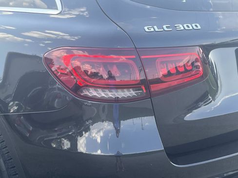 Certified 2022 Mercedes-Benz GLC 300 image 10