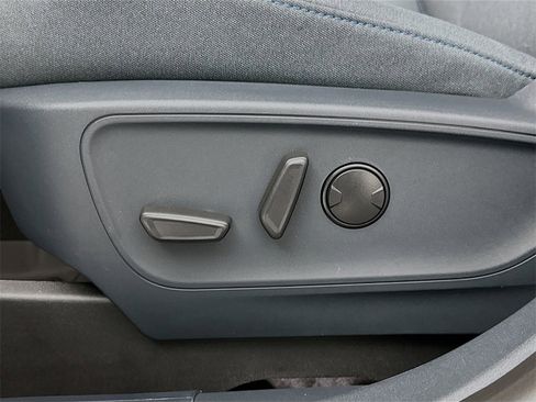 New 2025 Ford Maverick XLT w/ XLT Luxury Package image 19