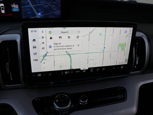 Certified 2025 Ford Expedition Active AWD/4WD image 22