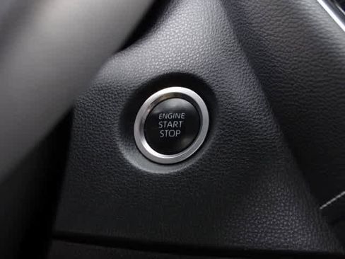 Certified 2023 Toyota Corolla SE image 30