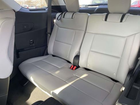 New 2026 Ford Explorer Active w/ Active Comfort Package image 12