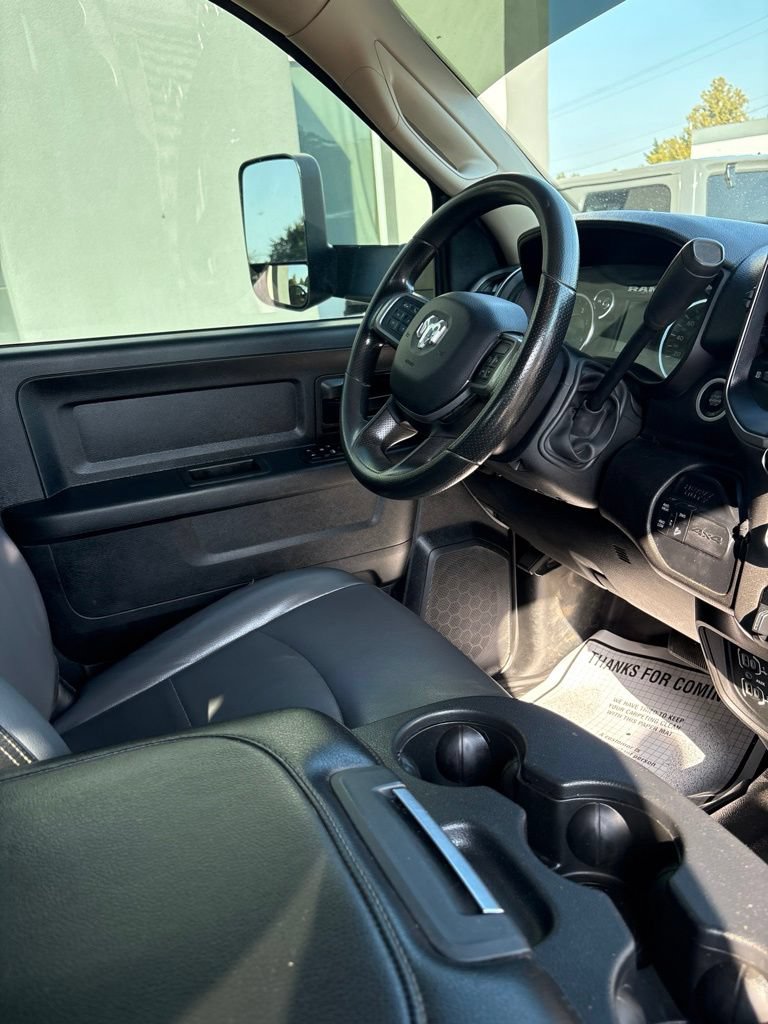 Used 2020 RAM 2500 Tradesman w/ Chrome Appearance Group AWD/4WD image 21