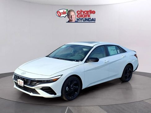 New 2026 Hyundai Elantra SEL Sport Premium FWD image 1