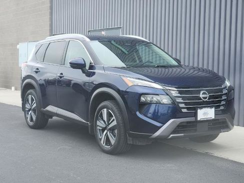 Certified 2024 Nissan Rogue SL AWD/4WD image 1