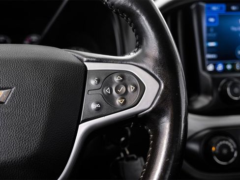 Used 2021 Chevrolet Colorado LT w/ Fleet Safety Package image 12