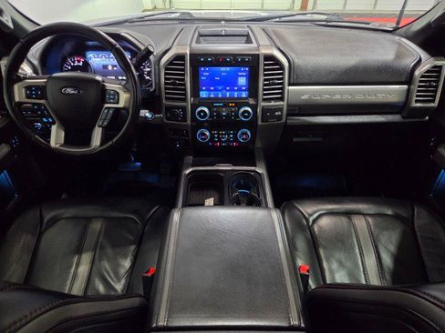 Used 2021 Ford F250 Platinum w/ FX4 Off-Road Package image 7
