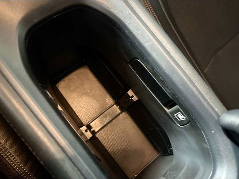 Certified 2020 Honda HR-V EX-L image 16