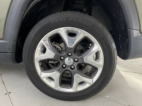 Used 2019 Jeep Compass Limited image 10