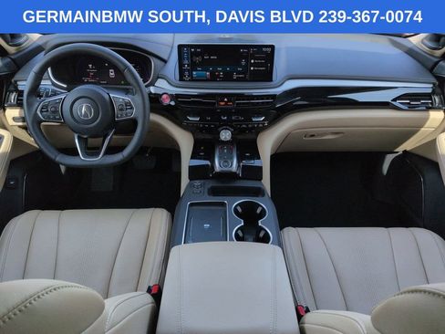 Used 2025 Acura MDX SH-AWD w/ Technology Package image 17