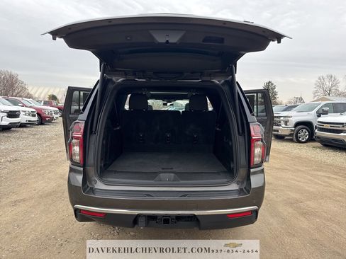 Certified 2021 Chevrolet Suburban LT w/ Luxury Package image 31