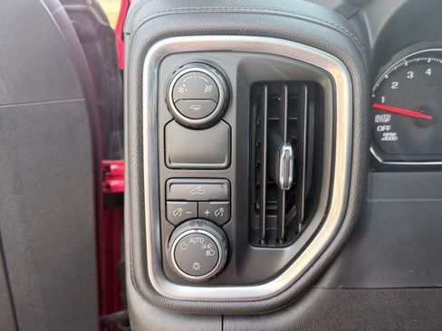 Used 2019 Chevrolet Silverado 1500 LT w/ All-Star Edition image 21