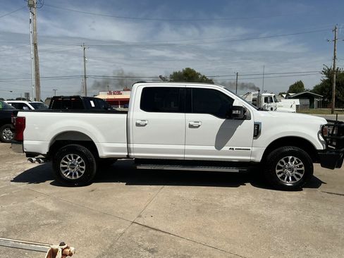 Used 2020 Ford F250 Lariat AWD/4WD image 4