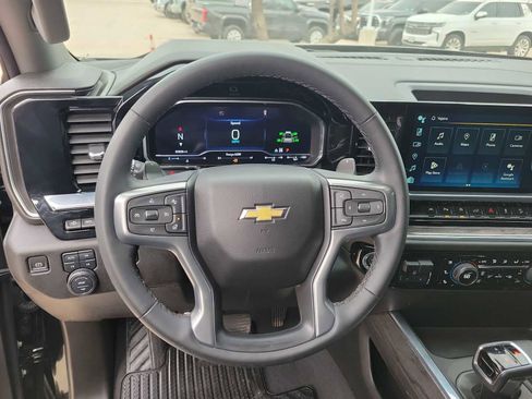 Used 2024 Chevrolet Silverado 1500 LTZ w/ Technology Package image 15