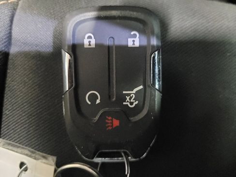 Used 2021 GMC Terrain SLE w/ Driver Convenience Package image 32