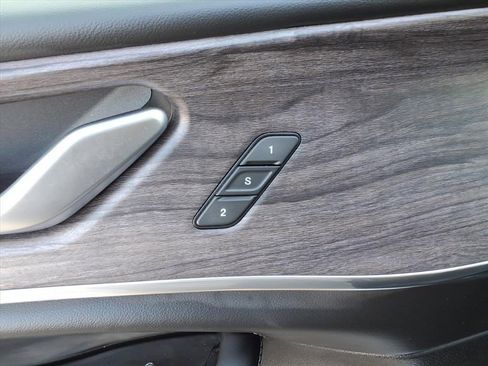 Used 2024 Jeep Grand Cherokee Overland w/ Trailer Tow Package image 19