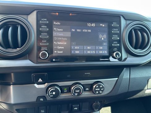 Used 2020 Toyota Tacoma SR image 9