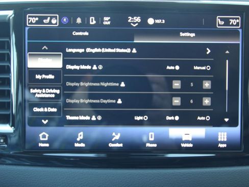 Used 2024 Chrysler Pacifica Touring-L FWD image 32