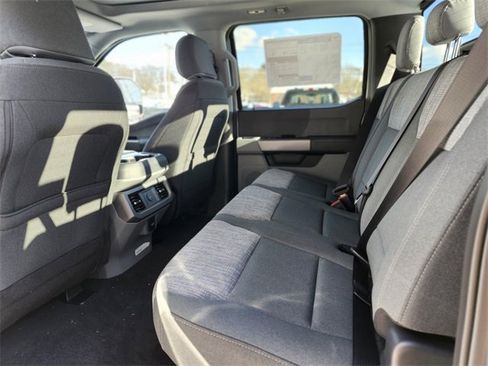 New 2026 Ford F250 XLT w/ FX4 Off-Road Package image 16