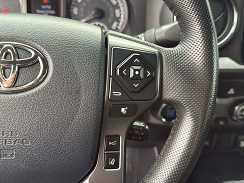 Used 2019 Toyota Tacoma TRD Off-Road image 21