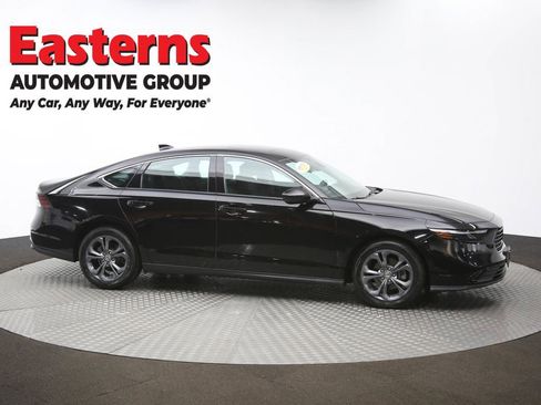 Used 2023 Honda Accord EX image 36