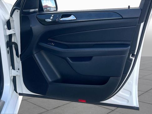 Used 2018 Mercedes-Benz GLE 43 AMG 4MATIC image 23