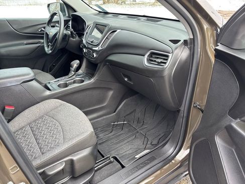 Used 2024 Chevrolet Equinox LT w/ LPO, Floor Liner Package AWD/4WD image 21