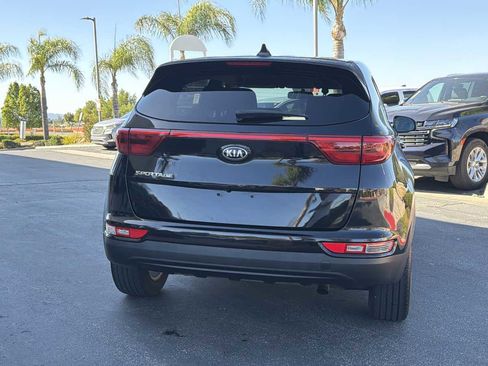 Used 2018 Kia Sportage LX FWD image 9