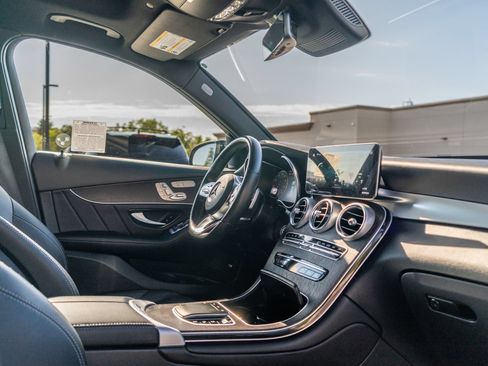 Used 2022 Mercedes-Benz GLC 300 image 22