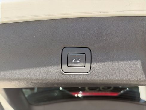 Used 2025 Chevrolet TrailBlazer RS w/ Convenience Package image 5