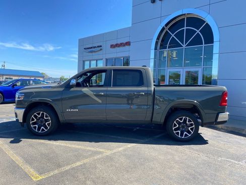 Used 2026 RAM 1500 Laramie AWD/4WD image 2