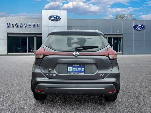 Used 2021 Nissan Kicks SV FWD image 7