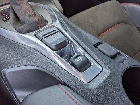 Used 2017 Chevrolet Camaro ZL1 RWD image 27