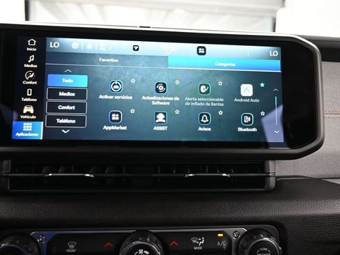 Used 2024 Jeep Gladiator Sport image 19