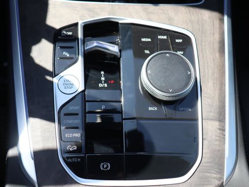 Used 2025 BMW X5 xDrive40i w/ Premium Package image 26