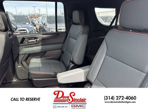 New 2026 GMC Yukon XL AT4 w/ AT4 Premium Plus Package AWD/4WD image 23