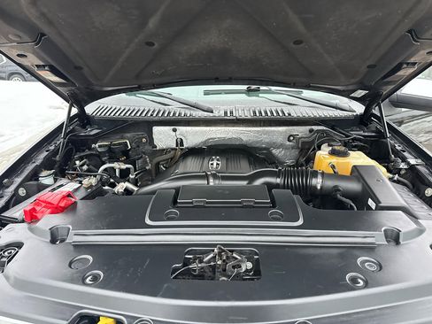 Used 2016 Lincoln Navigator Select image 40